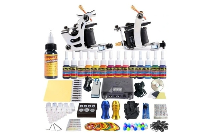 Zbiórka Na zestaw do tatuowania - zdjęcie główne