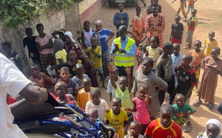 Zbiórka To już 7 kontener do Gambii - zdjęcie główne