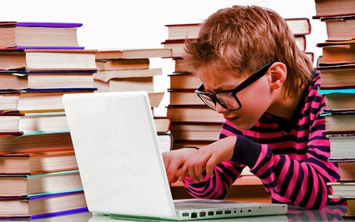 Zbiórka Zbieram na komputer do edukacji - zdjęcie główne