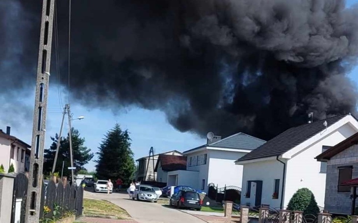 Zbiórka Pomóżmy odbudować miejsce pracy - zdjęcie główne