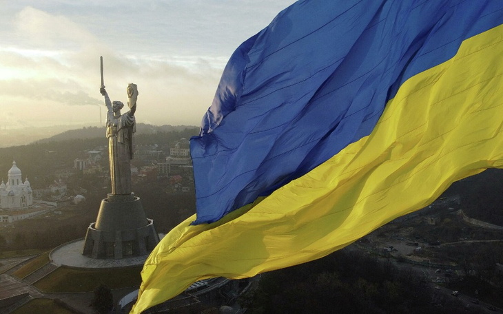 Zbiórka Paliwo na transport rodzin z Ukr - zdjęcie główne