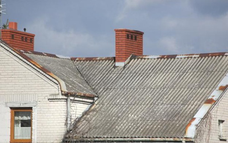 Zbiórka Wymiana pokrycia dachowego - zdjęcie główne