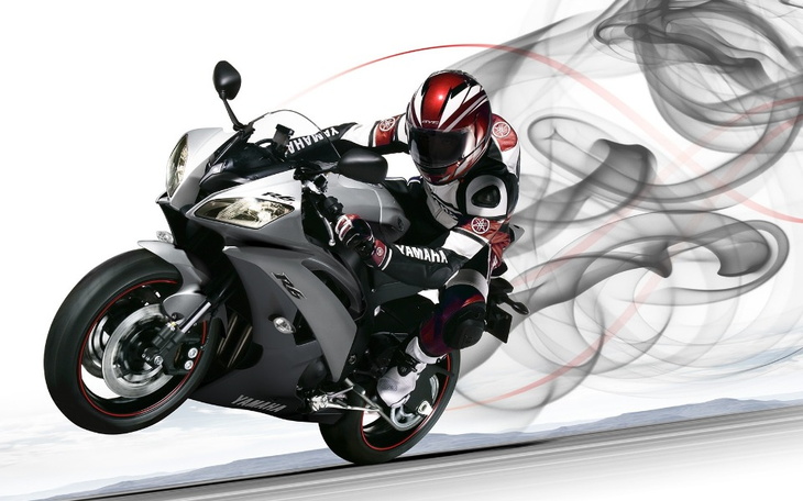 Zbiórka Pierwszy sportowy moto - zdjęcie główne