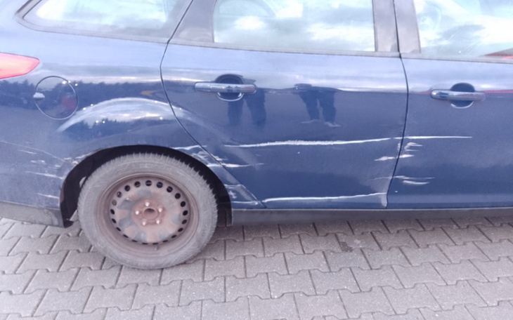 Zbiórka Na porysowany samochód - zdjęcie główne