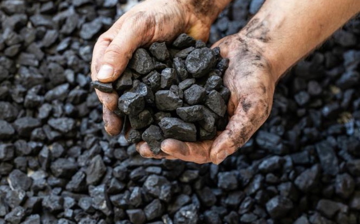 Zbiórka Węgiel dla babci Danusi - zdjęcie główne