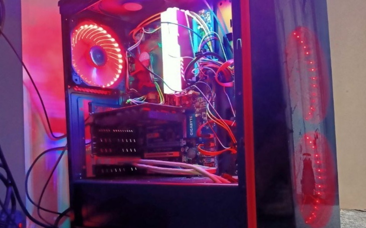 Zbiórka Na komputer gamingowy używany - zdjęcie główne