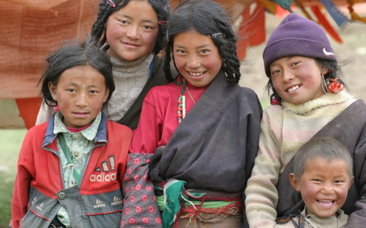 Zbiórka Pomóżmy dziecią z Nepalu - zdjęcie główne