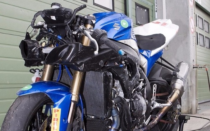 Zbiórka Nowe czesci do motocykla po wyp. - zdjęcie główne