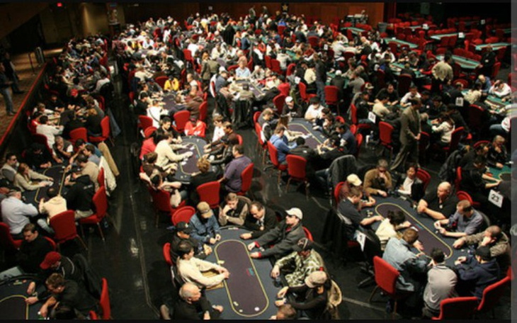 Zbiórka Zagrać wielki turniej pokera - zdjęcie główne