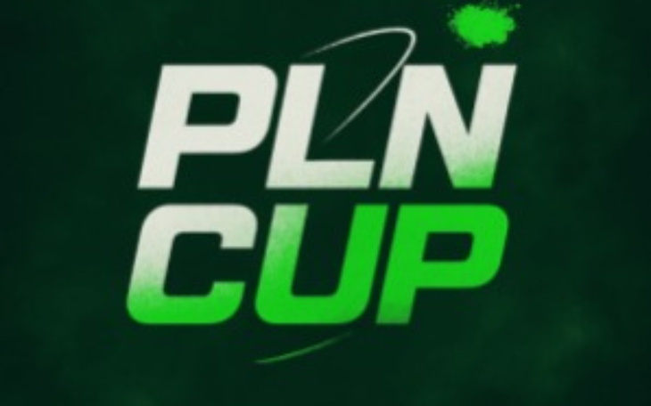 Logo PLN CUP na zielonym tle.