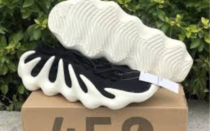 Zbiórka na nowe buty pls - zdjęcie główne