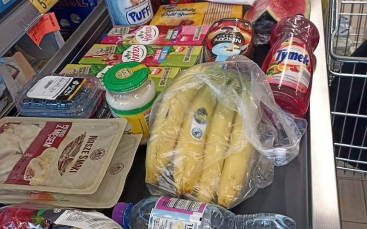 Zbiórka Na żywność dla biednych dzieci - zdjęcie główne