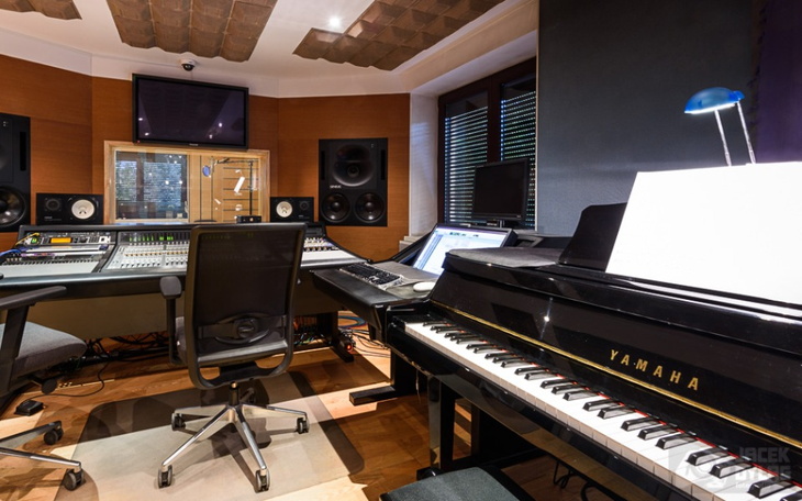 Zbiórka Sprzęt muzyczny i studio - zdjęcie główne