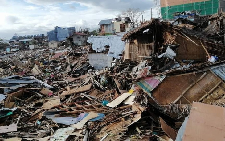 Zbiórka Dla ofiar tajfunu na Filipinach - zdjęcie główne