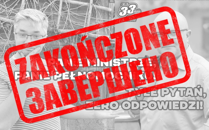 Znak 'Zakończone' na tle dwóch mężczyzn.