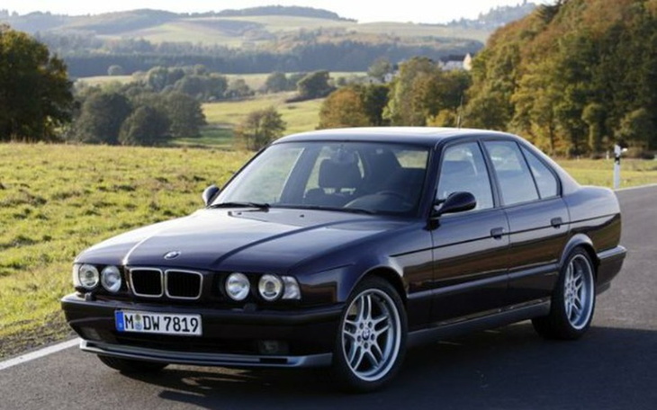 Zbiórka Kupno i odbudowa klasyka - zdjęcie główne