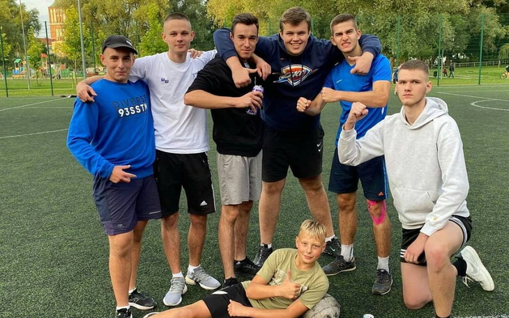 Zbiórka Zbiórka na stroje - zdjęcie główne