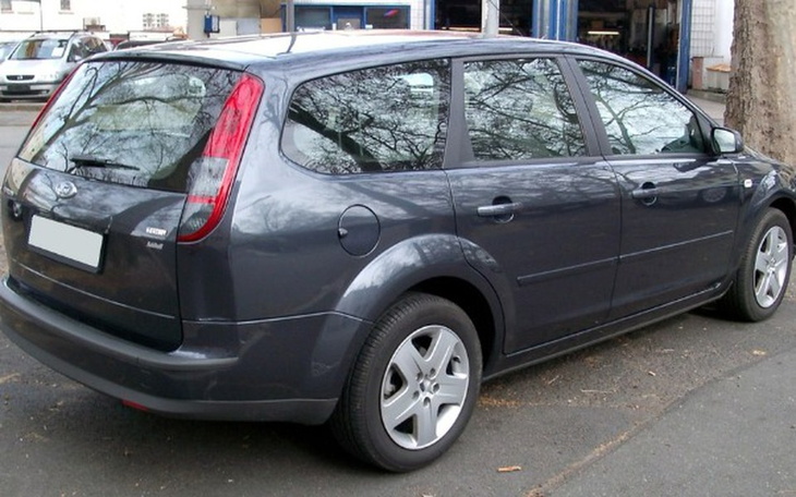 Zbiórka Naprawa samochodu fokus - zdjęcie główne