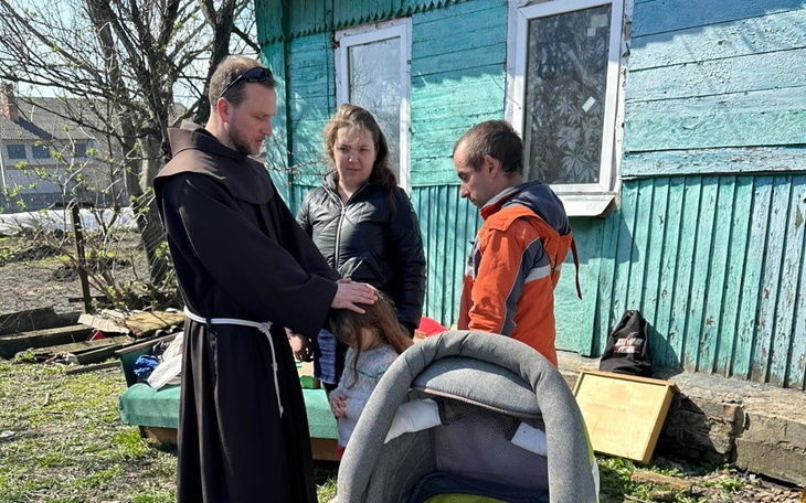 Zbiórka NAPRAWA SPALONEGO DOMU Ukraina - zdjęcie główne