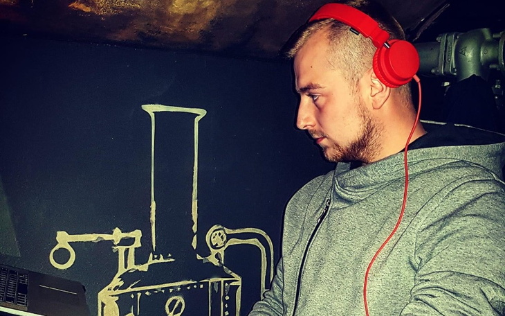 Zbiórka DJ - wsparcie finansowe dla pasj - zdjęcie główne