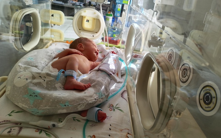 Zbiórka Pomóż malutkiej istotce oddychać - zdjęcie główne