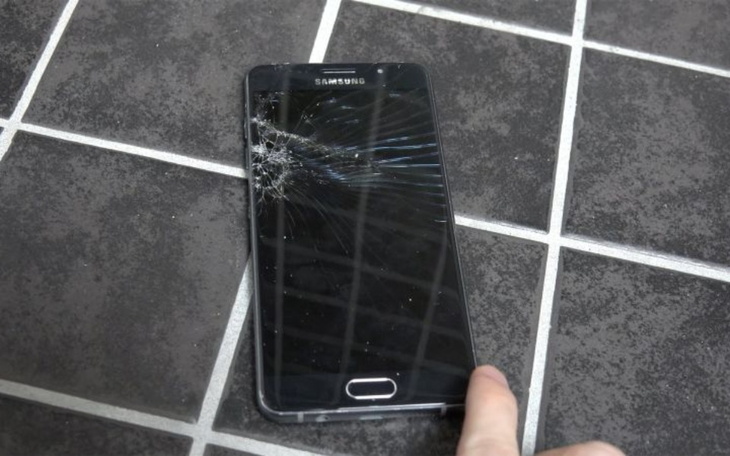 Zbiórka do naprawy telefonu - zdjęcie główne