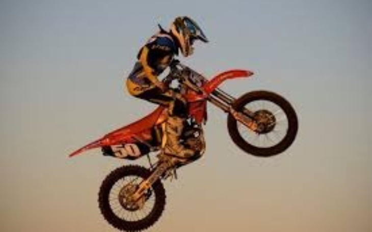 Zbiórka Zbieram na motor będę wdzięczny - zdjęcie główne