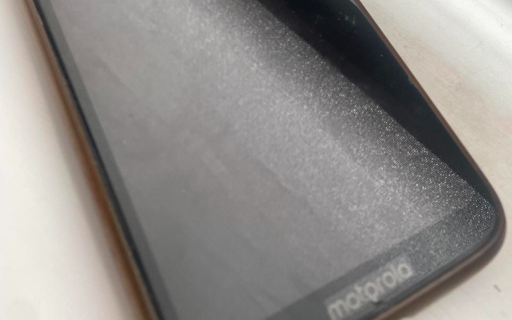 Zbiórka Na naprawę lub nowy telefon dla - zdjęcie główne