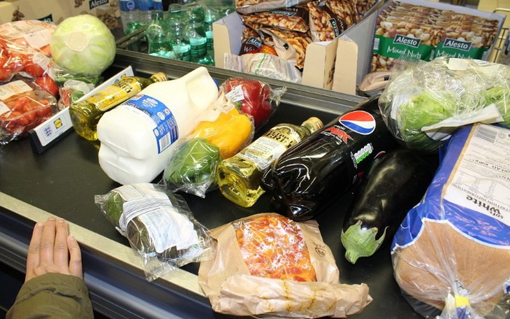 Zbiórka Pomoc żywnościowa - zdjęcie główne