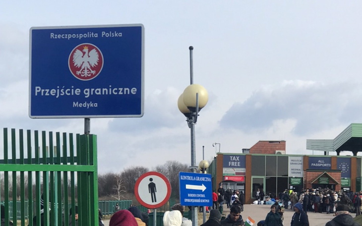 Zbiórka Utrzymanie domu Uchodźców - zdjęcie główne