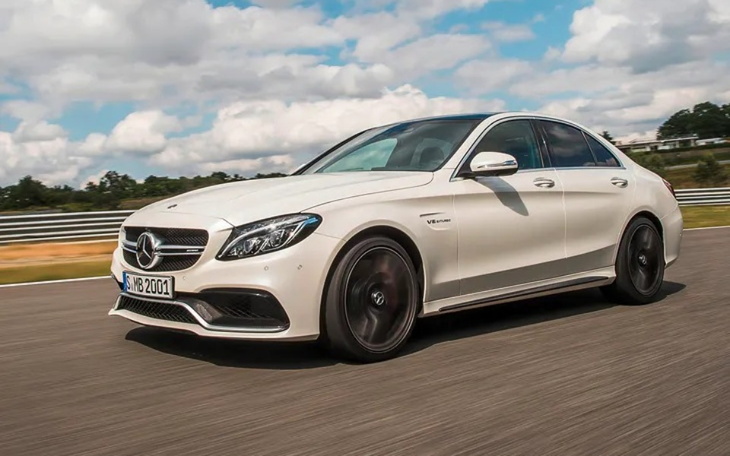 Zbiórka Na pierwszy wóz czterokołowy - zdjęcie główne