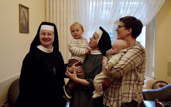 Zbiórka Pomagamy walecznym Siostrom - zdjęcie główne