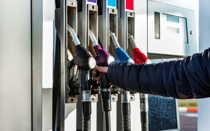 Zbiórka Paliwo na przewóz uchodźców - zdjęcie główne