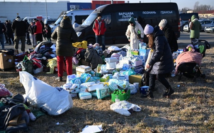 Zbiórka Pomoc rodziną z ukrainy 2022 - zdjęcie główne