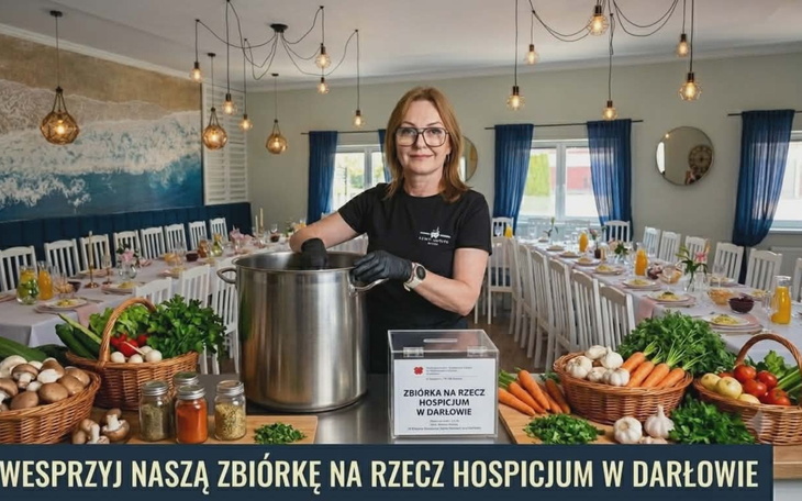 Kobieta w czarnym topie pracuje przy dużym garnku w jadalni udekorowanej lampkami
