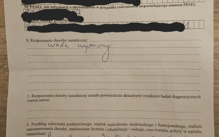 Dokument medyczny z informacjami o stanie zdrowia pacjenta.