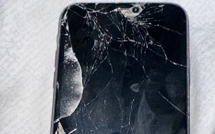 Zbiórka Zbieram na nowy telefon na uro - zdjęcie główne