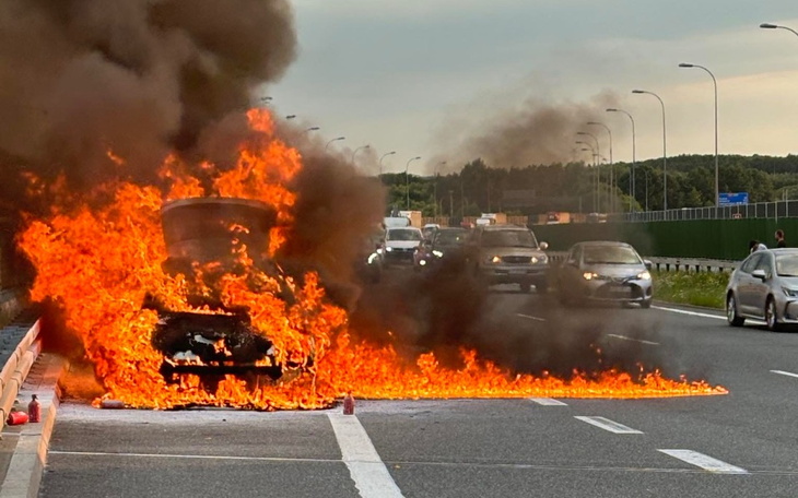 Zbiórka Samochód po pożarze dla Piotrka - zdjęcie główne