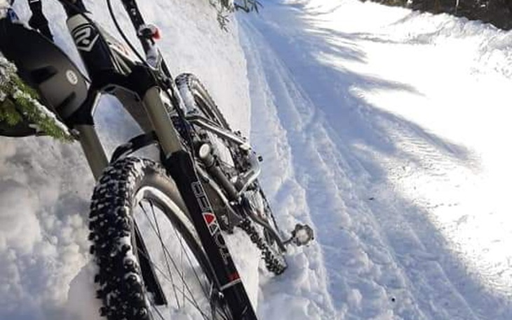 Zbiórka Rowerem w mroźnych Teatrach - zdjęcie główne