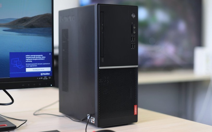 Zbiórka Zbiórka na nowy komputer do prac - zdjęcie główne