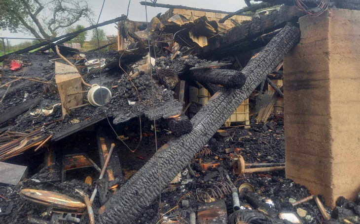 Zbiórka Wsparcie po pożarze gospodarstwa - zdjęcie główne