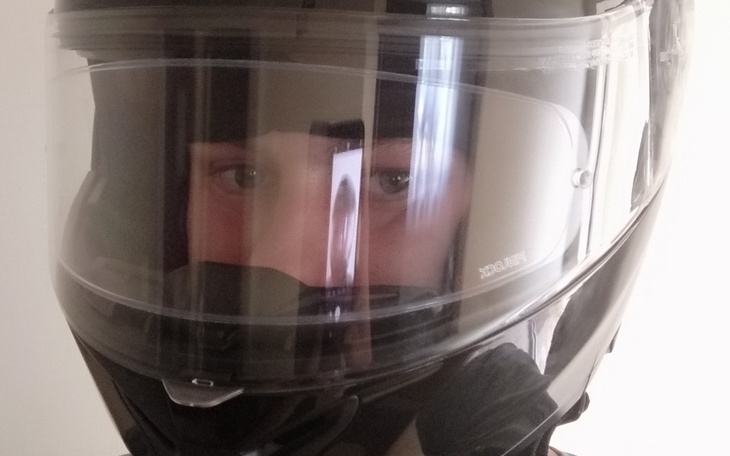 Zbiórka Na ścigacza i kombinezon - zdjęcie główne