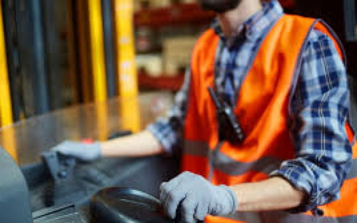 Zbiórka zbieram na kursy zawodowe - zdjęcie główne