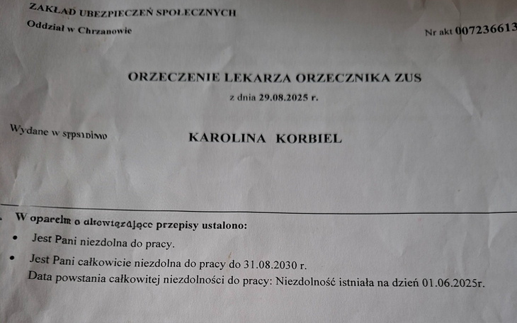 Dokument medyczny potwierdzający niezdolność do pracy.
