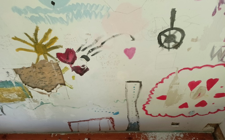 Zbiórka Zepsuta ściana zagrzybiona - zdjęcie główne