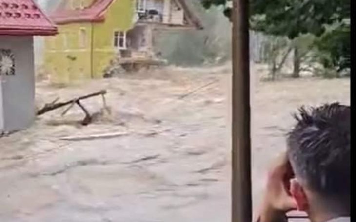 Zbiórka Z sercem dla powodzian - zdjęcie główne