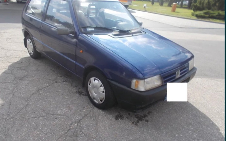 Zbiórka Naprawa Fiata Uno - zdjęcie główne