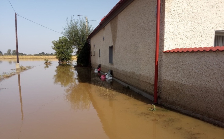 Zbiórka Pomagamy w remoncie po powodzi - zdjęcie główne