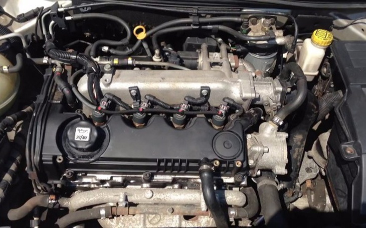 Zbiórka silnik do samochodu - zdjęcie główne