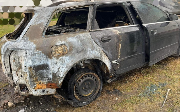 Zbiórka Spalony samochód Audi - zdjęcie główne